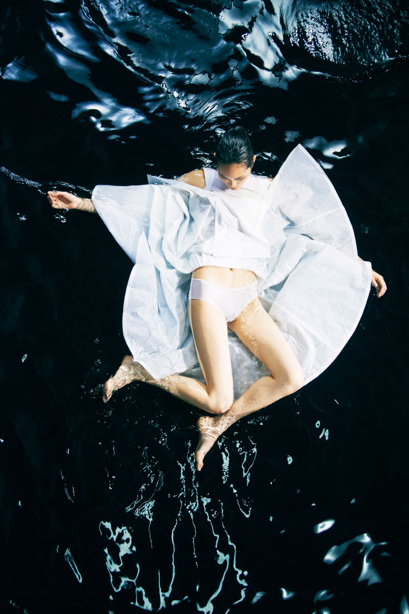Vogue Japan beauty by Sophie Delaporte